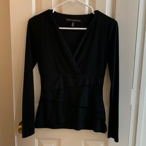 White House Black Market slimming top, V-neck, size XXS, black